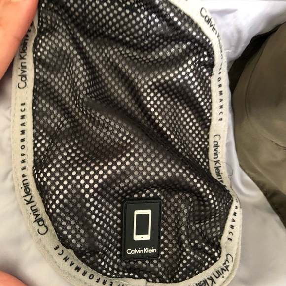 CALVIN KLEIN Performance Puffer Jacket - Picture 4 of 16